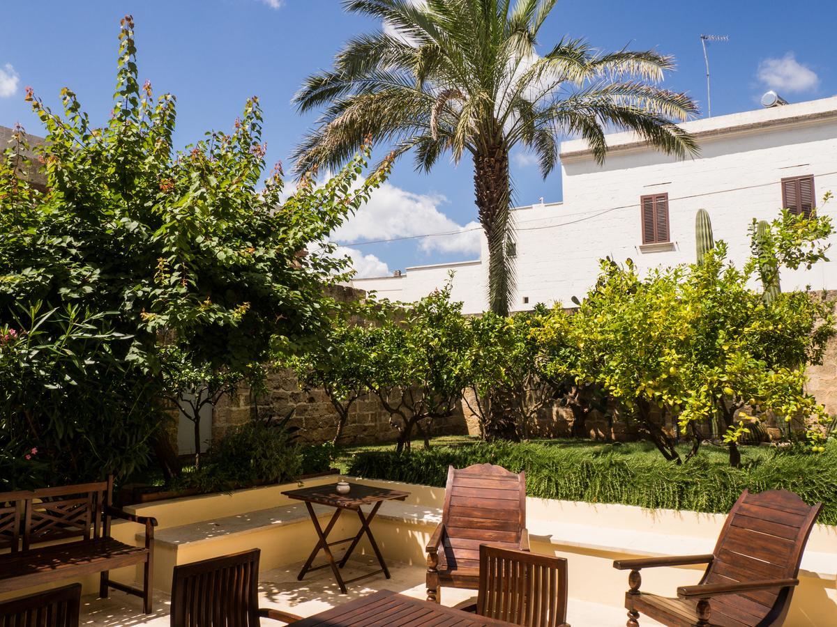 Palazzo Morisco Bed & Breakfast Gagliano del Capo Exterior foto